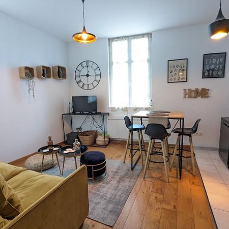 Appartement Place De La Cath' Avec Parking 콜마 외부 사진