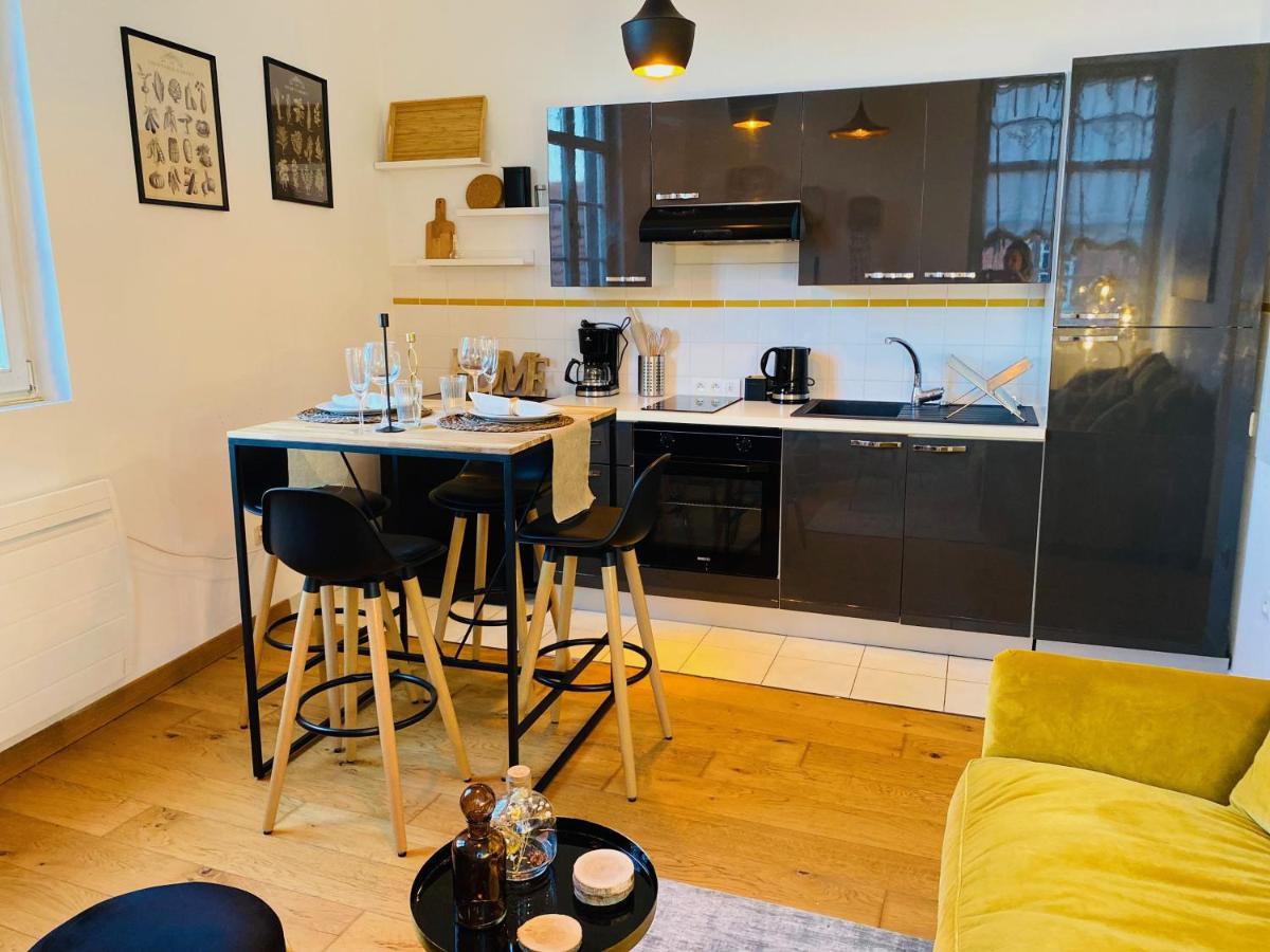 Appartement Place De La Cath' Avec Parking 콜마 외부 사진