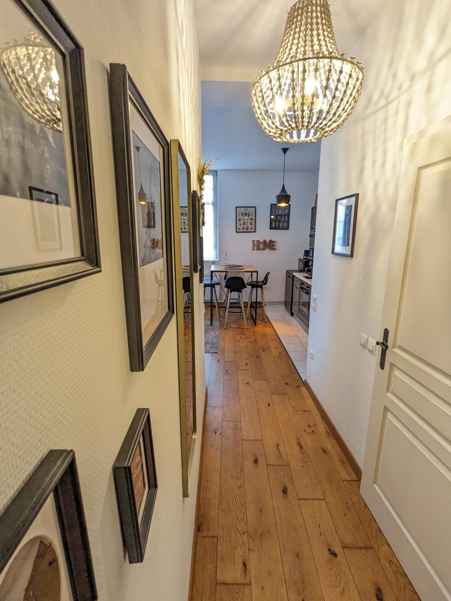 Appartement Place De La Cath' Avec Parking 콜마 외부 사진