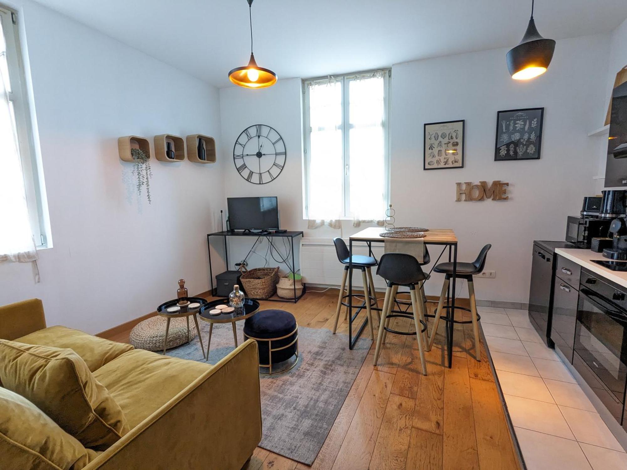 Appartement Place De La Cath' Avec Parking 콜마 외부 사진