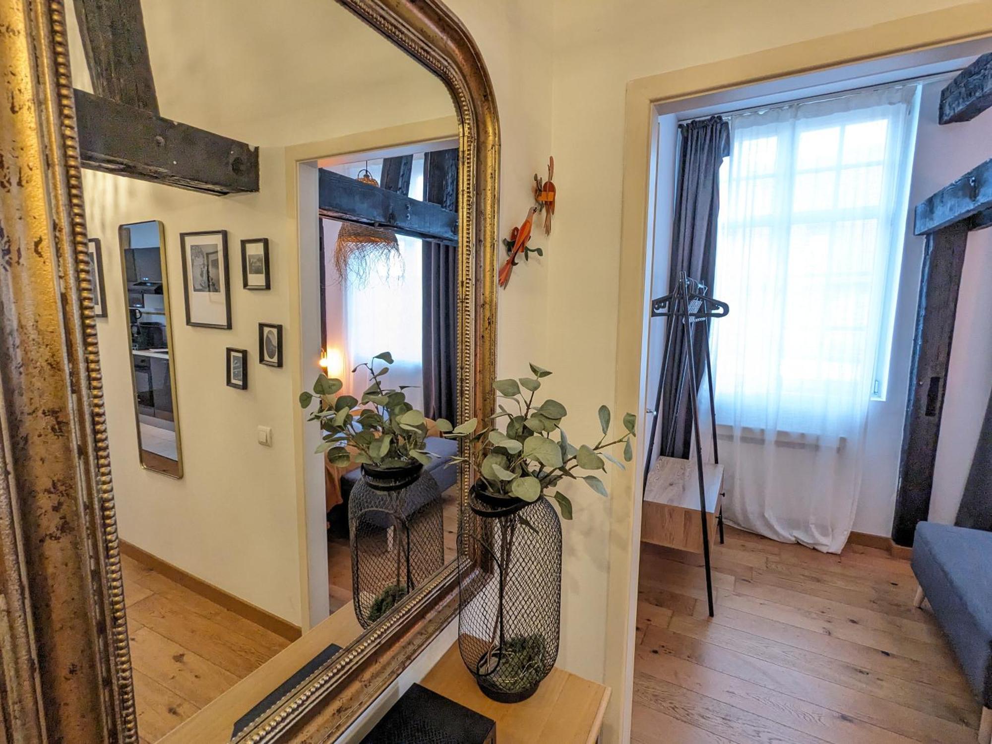 Appartement Place De La Cath' Avec Parking 콜마 외부 사진