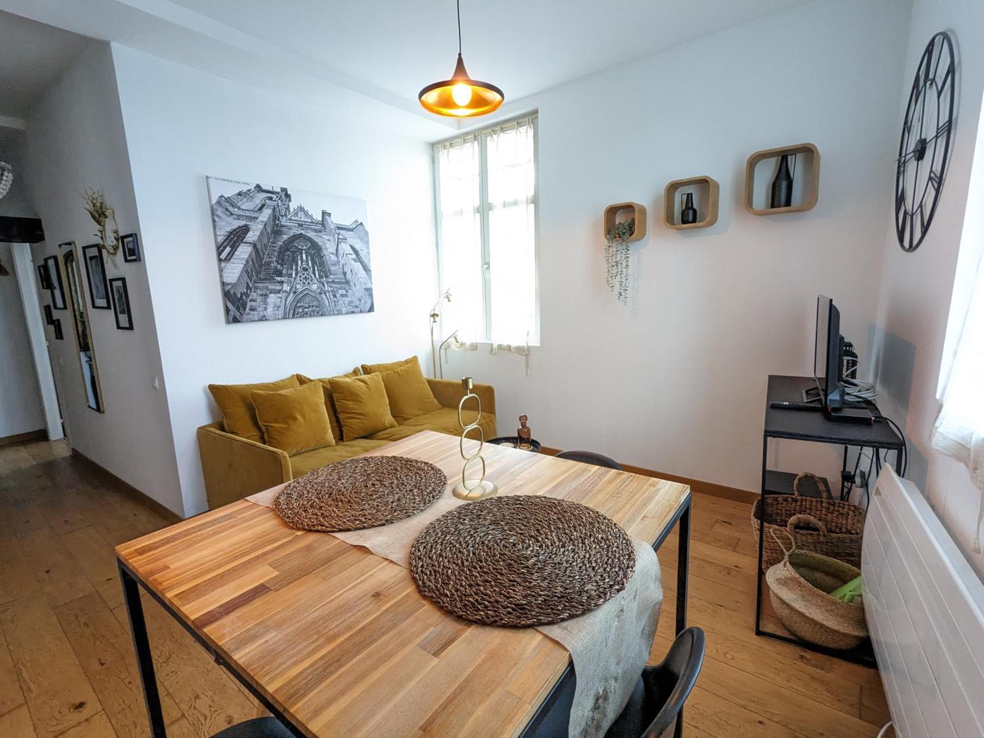 Appartement Place De La Cath' Avec Parking 콜마 외부 사진